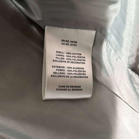 Levi Puffer Jacket - Picture 5 of 5